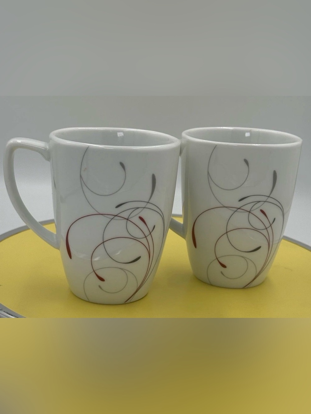 Corelle Coordinates Splendor Coffee Mugs
Cups Porcelain Red Gray Swirl Lot Of 2